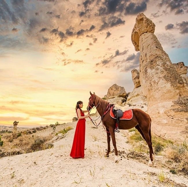 Kapadokya Atlarla & Balonlarla Fotoğraf Turu