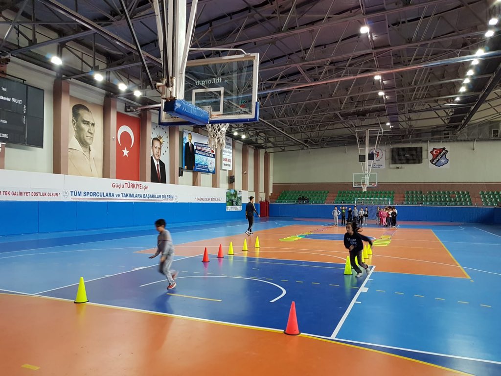 Damat İbrahim Paşa Spor Salonu Kiralama