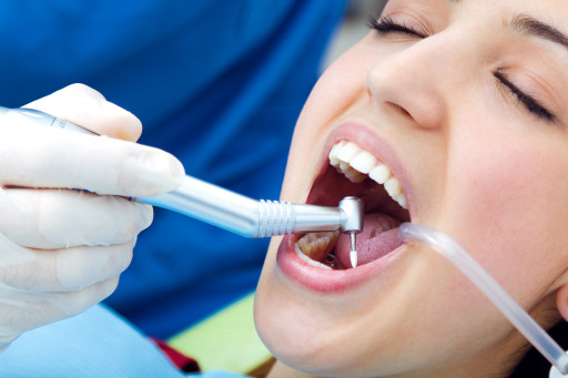Nevşehir Zirconium Dental Veneer - Examination