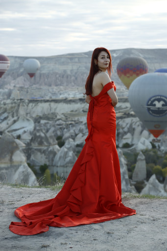 Cappadocia Red Boat Sleeve Dress Rental