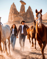 #cappadocia #photographer #photo-shoot #cappadocia-video-photo-shoots #photo-shoot #video-shoot #balloon-photo-shoot #clip-shooting #influencer-video-shooting #influencer-cappadocia #cappadocia-popular-shooting #cappadocia-photo-studio #cappadocia-film #d