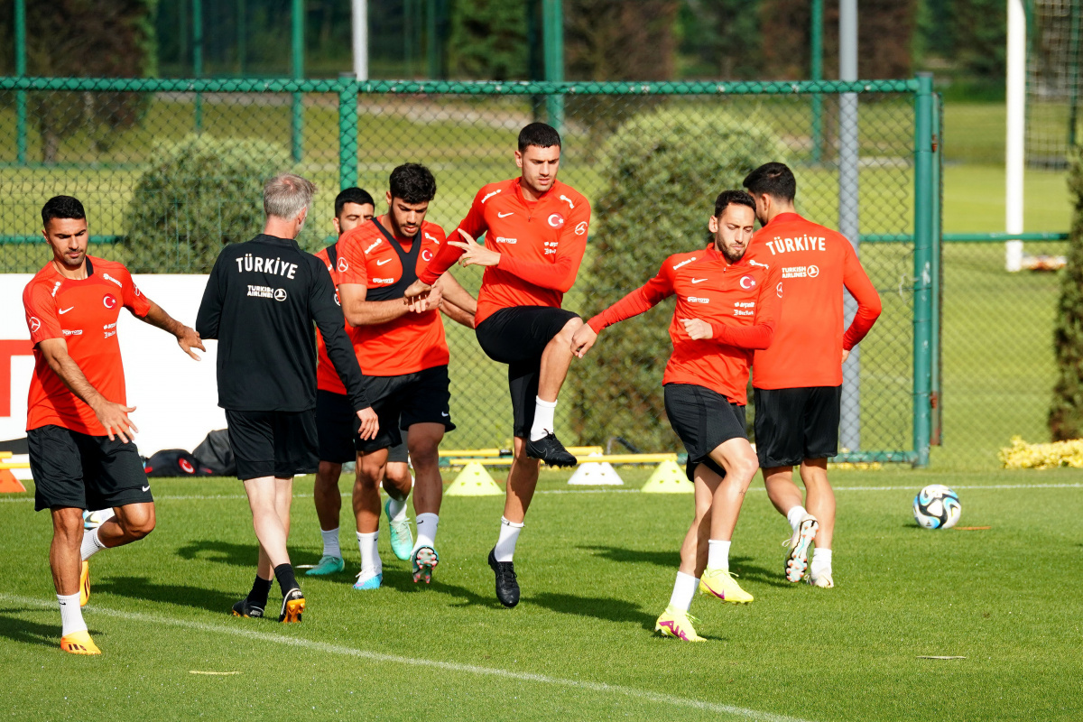 Futbol Takımları Türkiye Kampı 15Gün