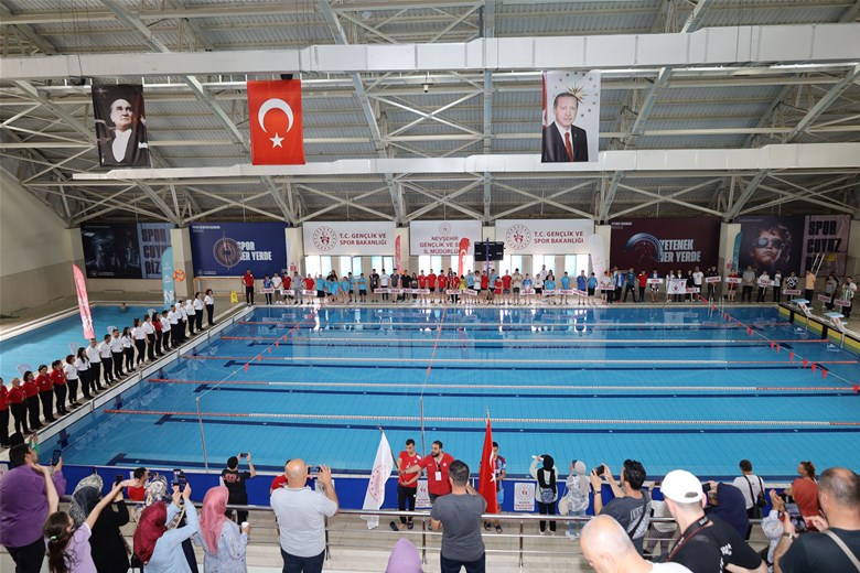 Türkiye Yüzme Kampı (8 -14 Yaş)