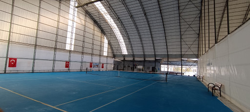 Nevşehir Kapalı Tenis Kortu Kiralama
